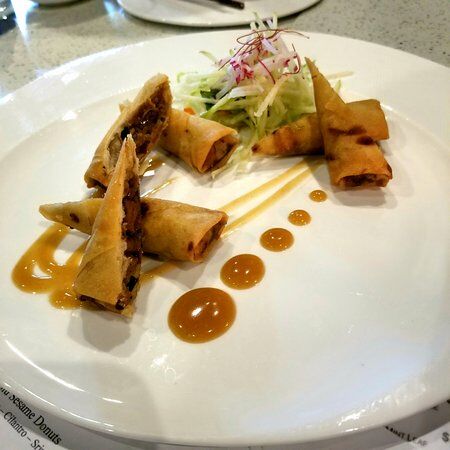 Pure Contemporary Kitchen and Bar